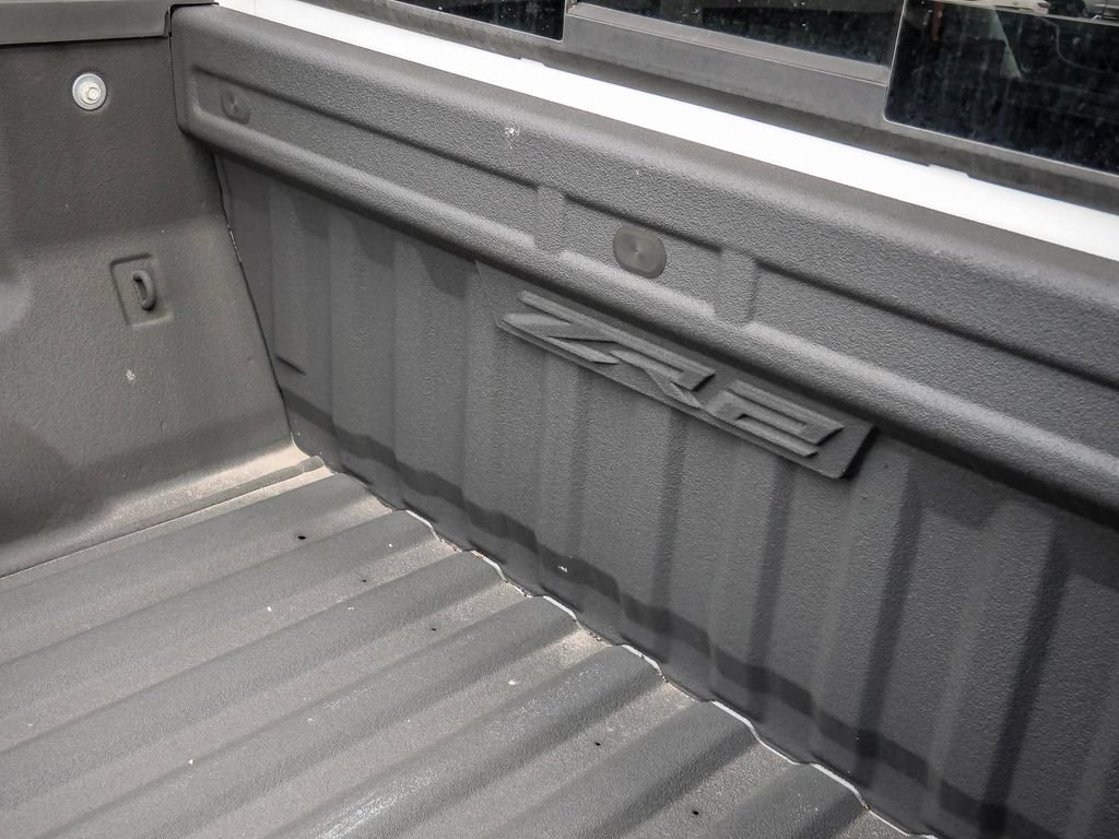 Used 2018 Chevrolet Colorado ZR2 w/ ZR2 Dusk Special Edition image 12