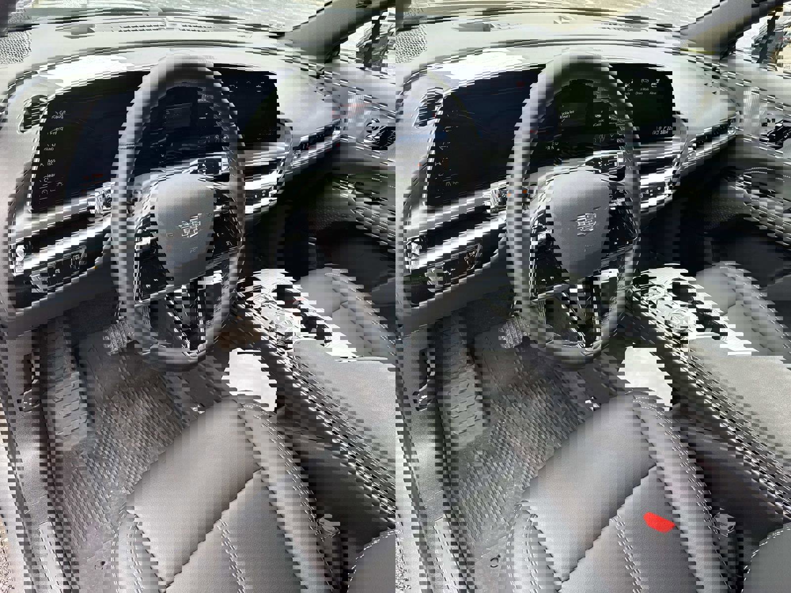 Certified 2024 Cadillac Lyriq Tech image 21