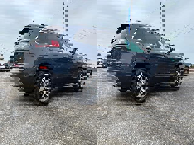 Used 2020 Jeep Cherokee Limited image 7