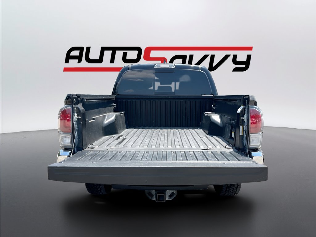 Used 2022 Toyota Tacoma TRD Off-Road AWD/4WD image 23