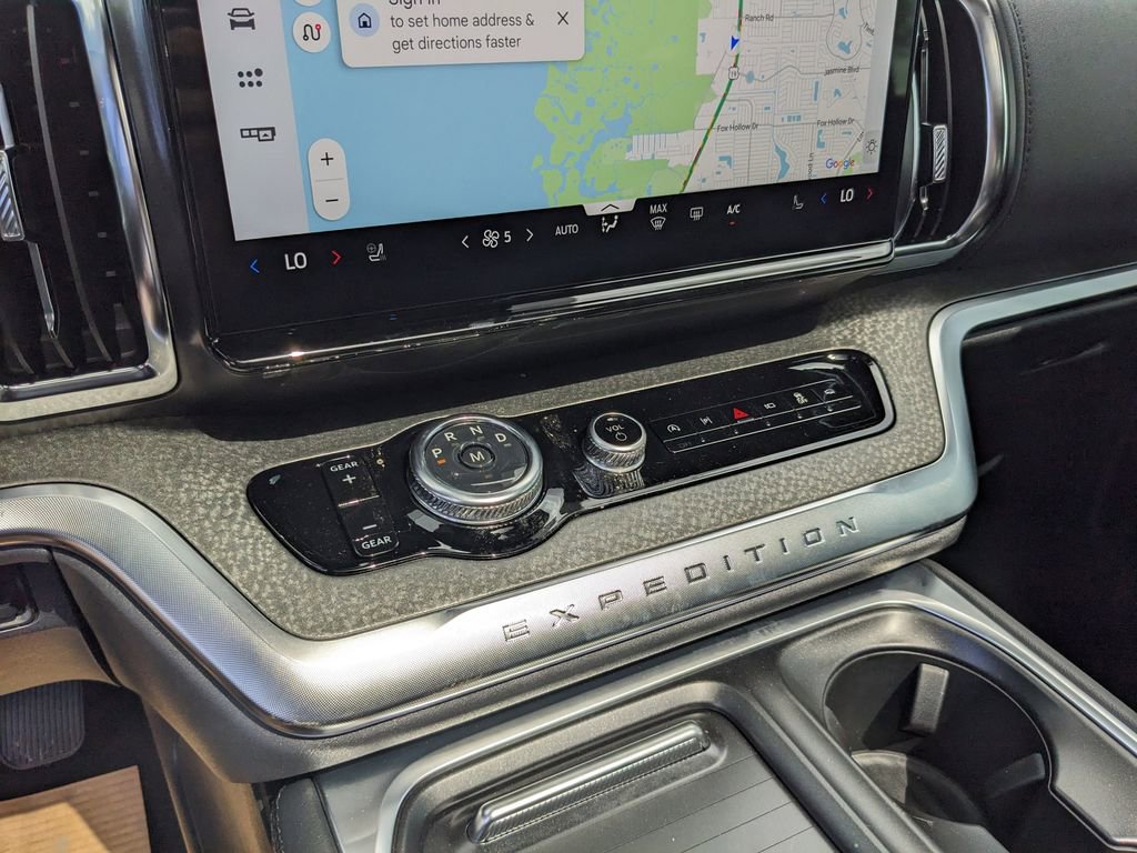 New 2026 Ford Expedition Tremor image 23
