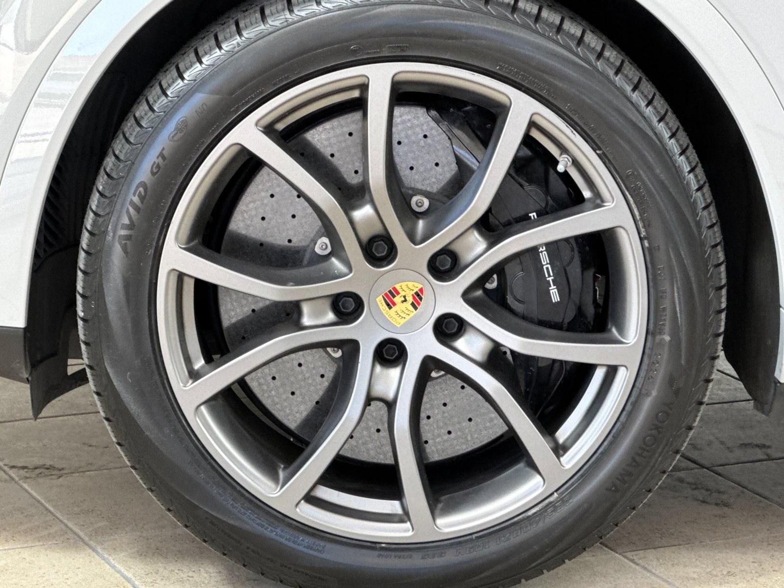 Certified 2023 Porsche Cayenne Turbo S AWD/4WD image 27