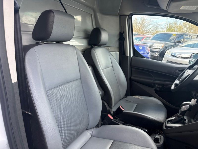 Used 2016 Ford Transit Connect XL image 16