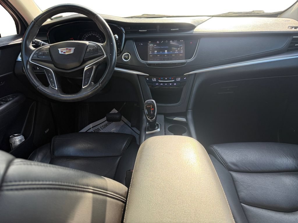Used 2019 Cadillac XT5 Luxury FWD image 10