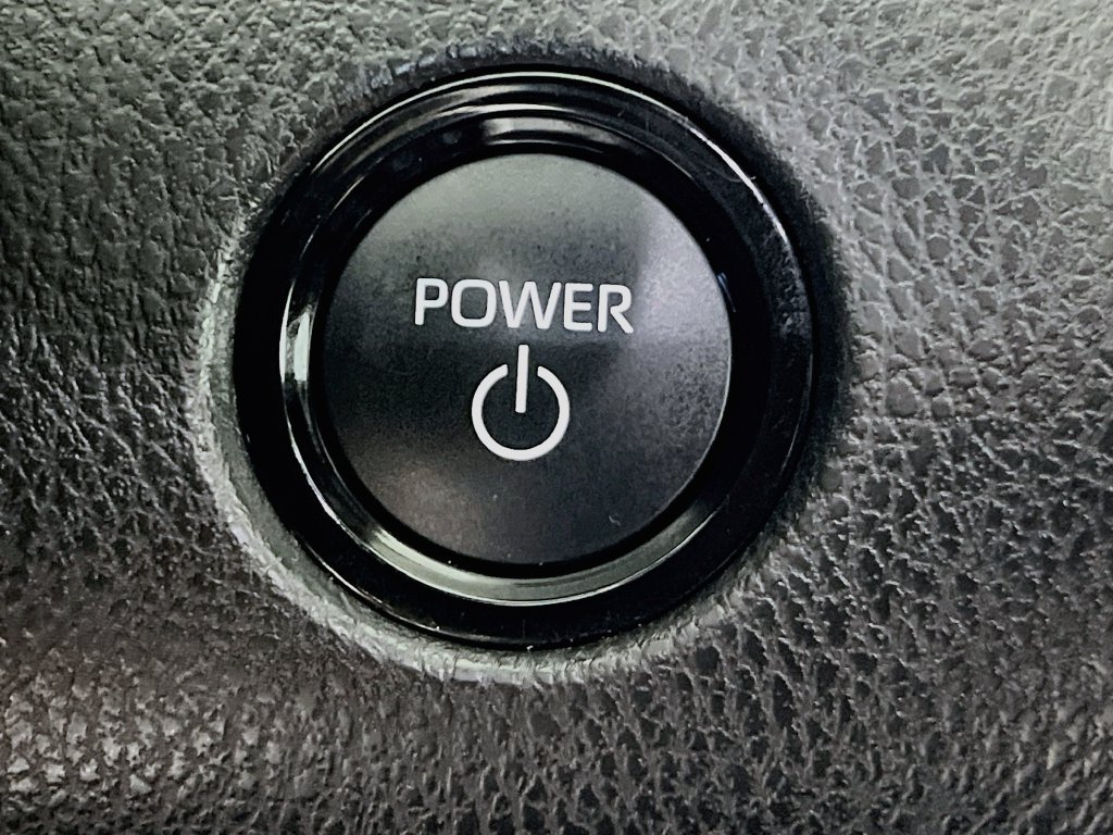 Used 2025 Toyota Camry SE FWD image 20