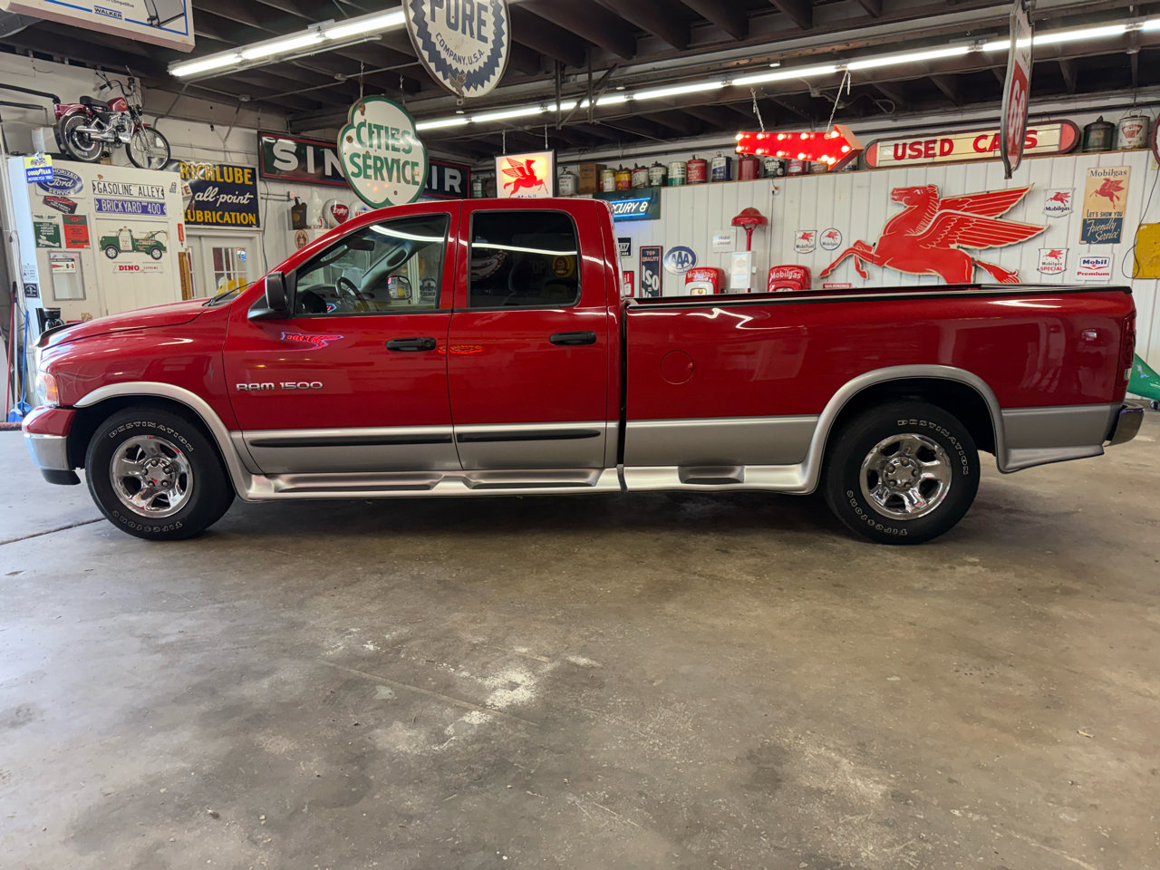 Used 2003 Dodge Ram 1500 Truck ST image 2