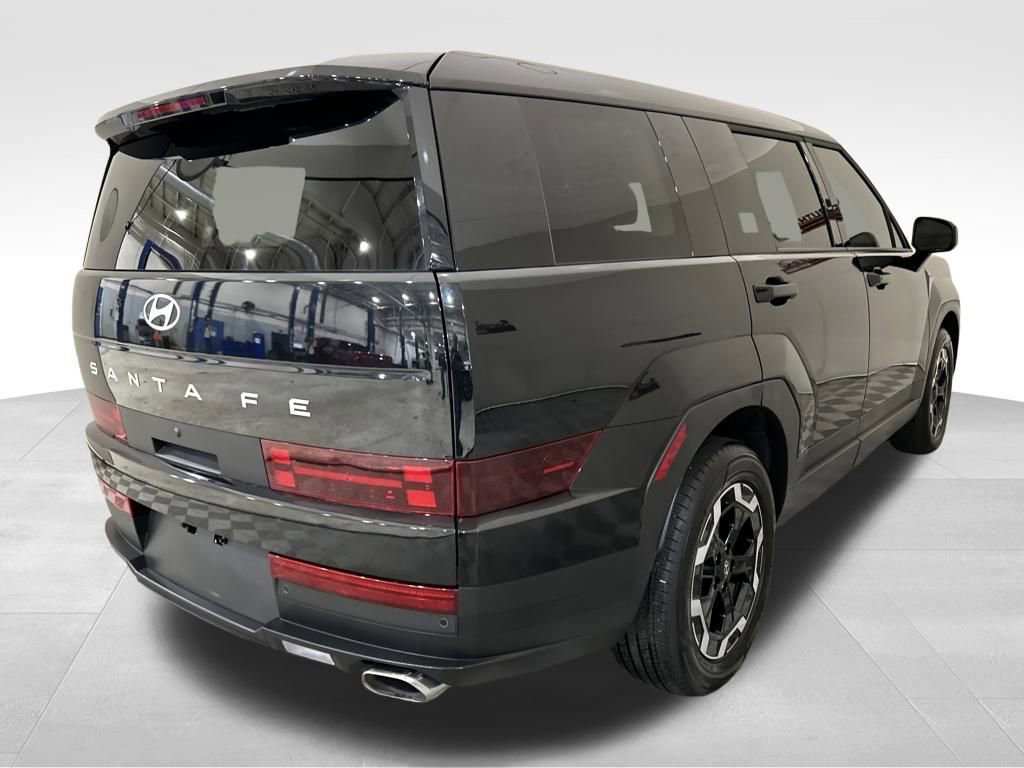 Used 2024 Hyundai Santa Fe SE image 5