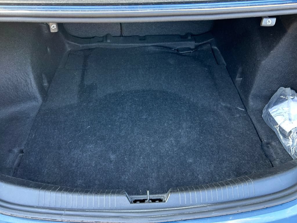 Used 2024 Chevrolet Malibu LT FWD image 22
