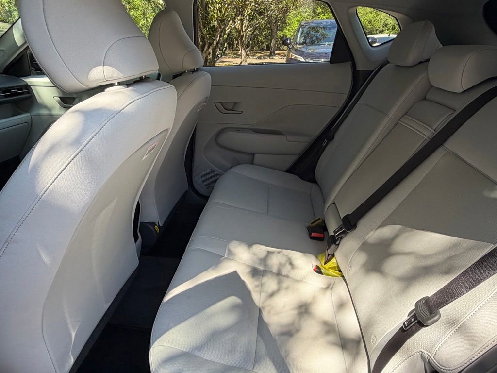 Used 2024 Hyundai Kona SEL w/ Convenience Package FWD image 12