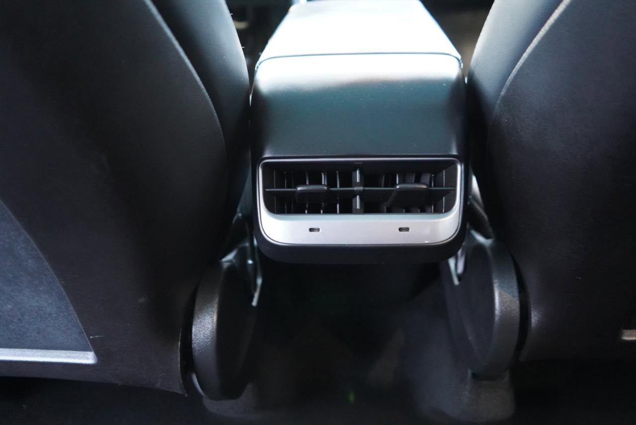 Used 2020 Tesla Model Y Performance image 72