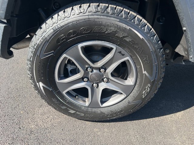 Used 2023 Jeep Wrangler Sport S image 10