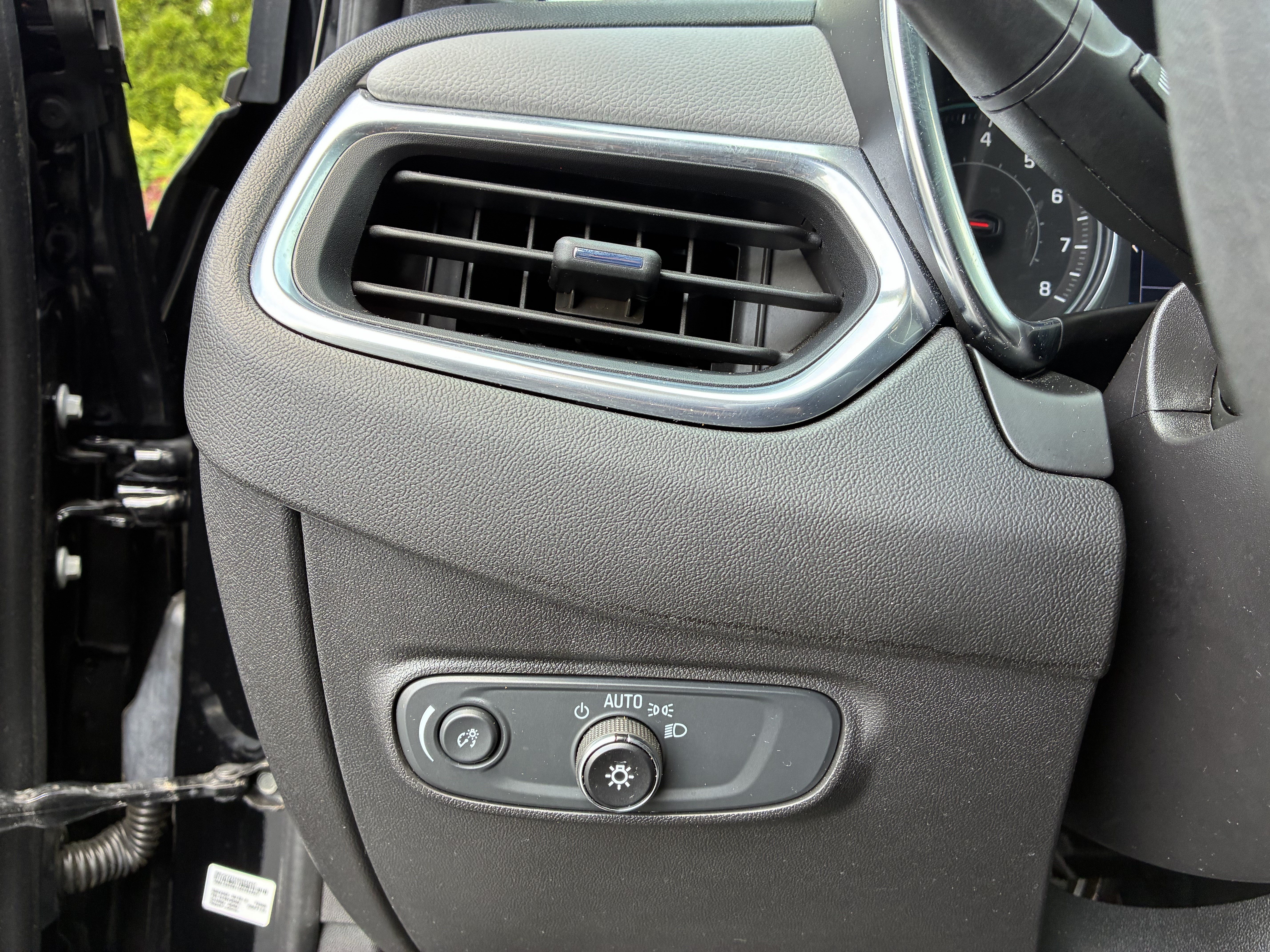 Used 2024 Chevrolet Equinox LS w/ LS Convenience Package FWD image 26