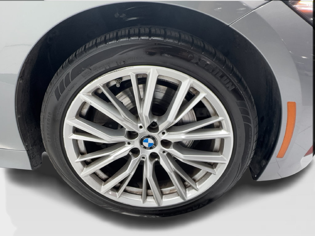 Used 2024 BMW 330i Sedan RWD image 16