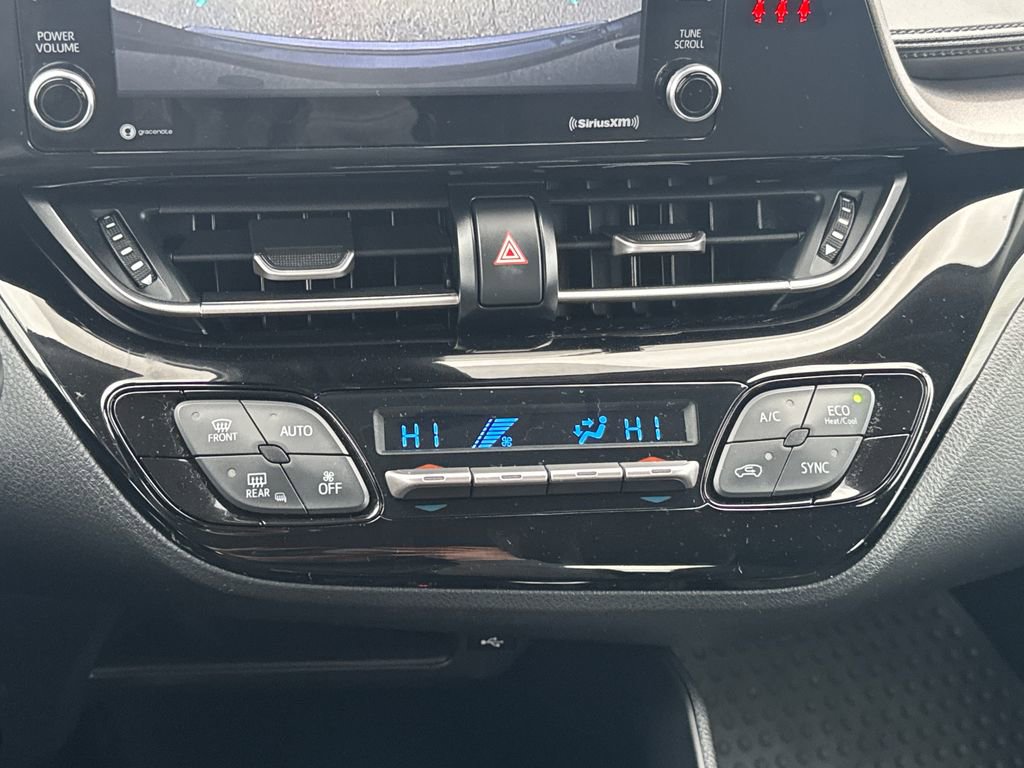 Used 2021 Toyota C-HR LE image 23