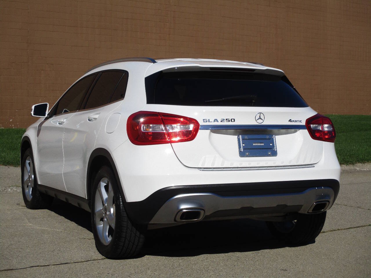 Used 2018 Mercedes-Benz GLA 250 4MATIC image 6