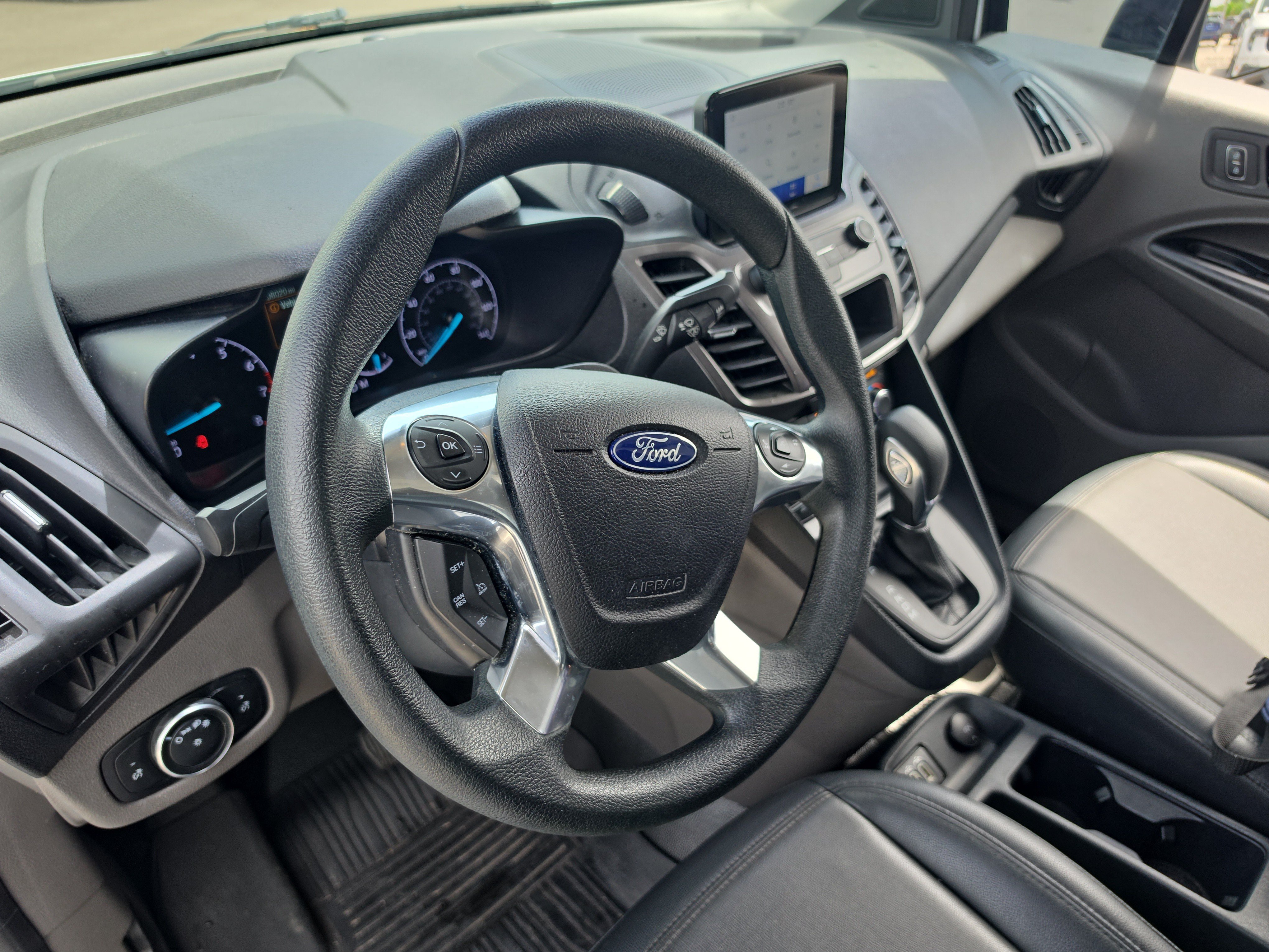Used 2021 Ford Transit Connect XL FWD image 7