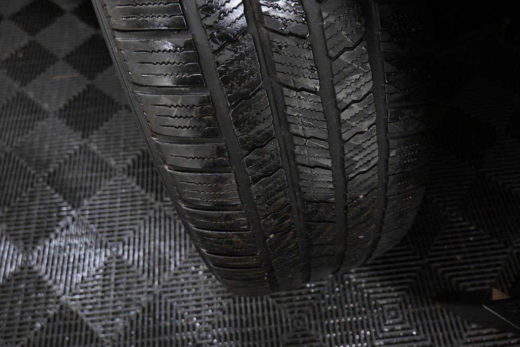 Used 2015 Chevrolet Suburban LTZ image 25