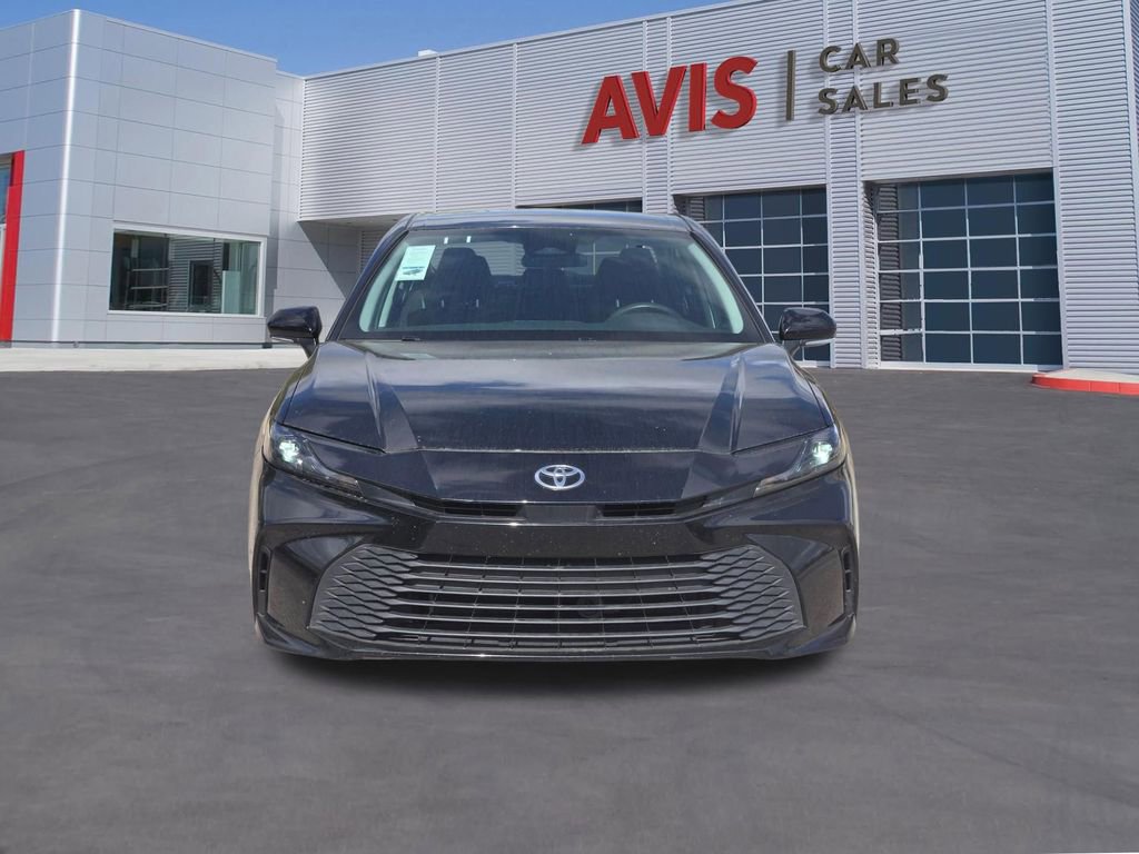 Used 2025 Toyota Camry LE FWD image 2