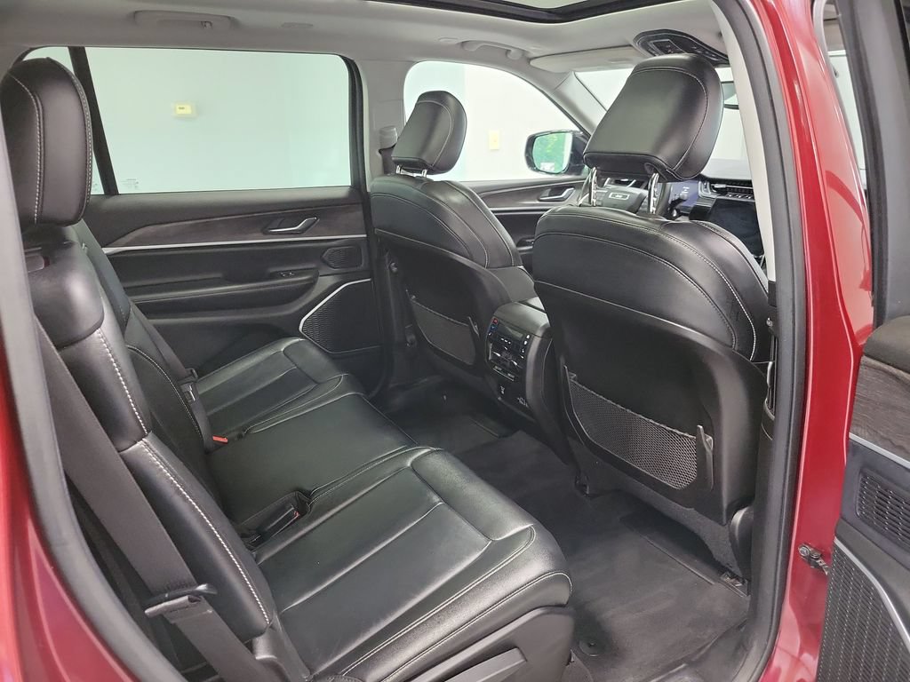 Used 2021 Jeep Grand Cherokee L Limited w/ Trailer Tow Group (B) AWD/4WD image 18