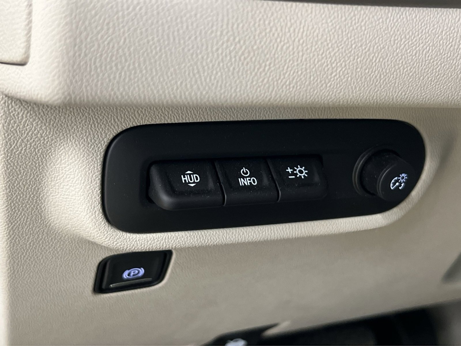 Used 2023 GMC Terrain Denali image 26