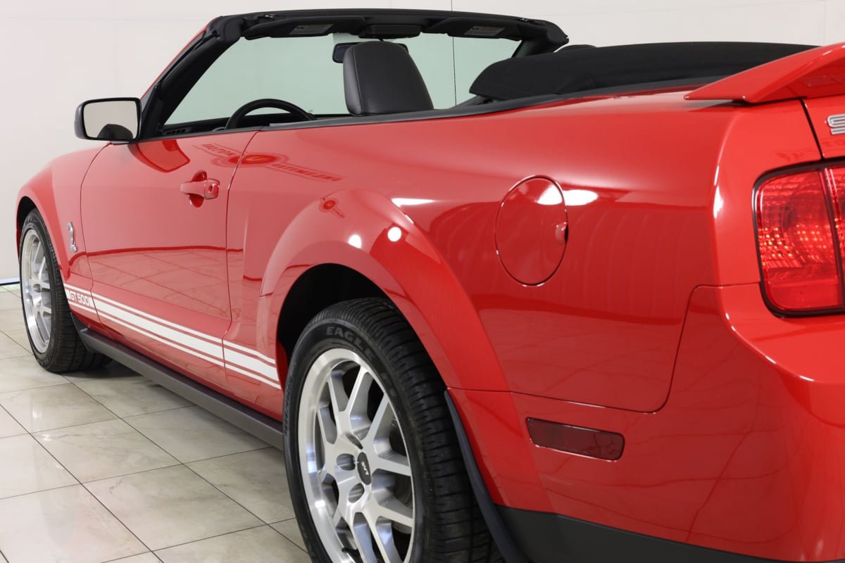 Used 2007 Ford Mustang Shelby GT500 RWD image 45