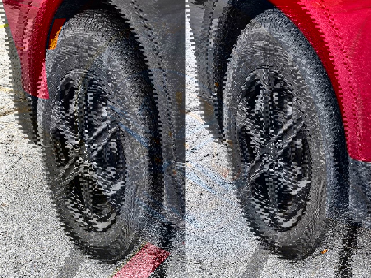 Used 2023 Chevrolet Blazer LT w/ Midnight/Sport Edition image 7