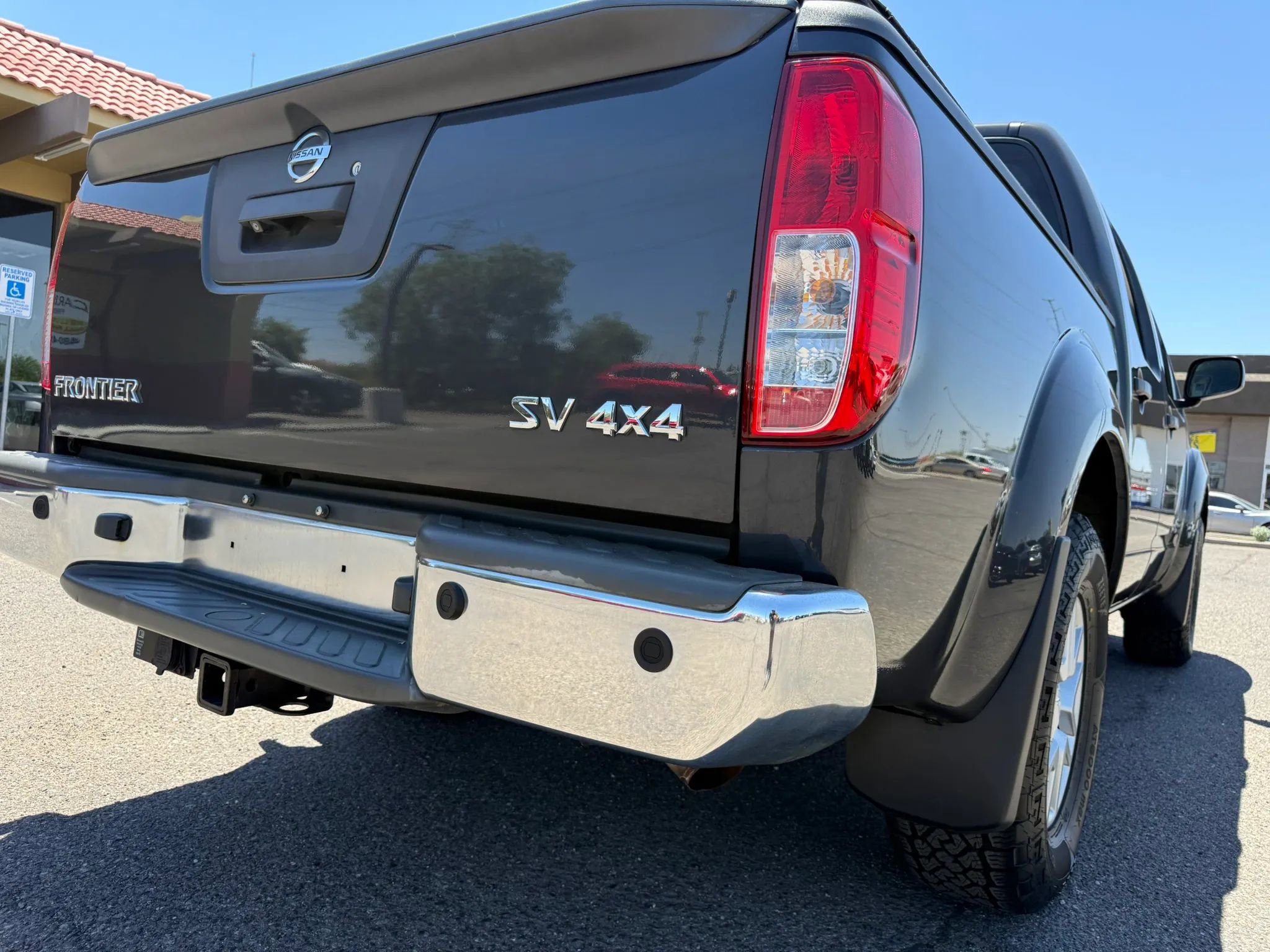 Used 2015 Nissan Frontier SV w/ SV Value Truck Package AWD/4WD image 45