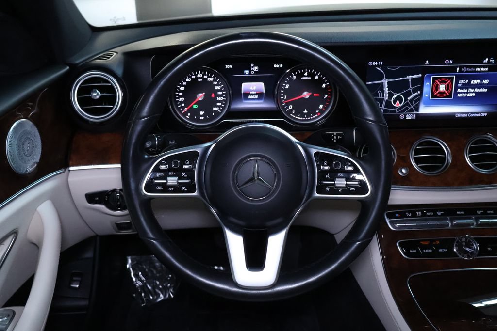 Used 2019 Mercedes-Benz E 300 4MATIC image 19