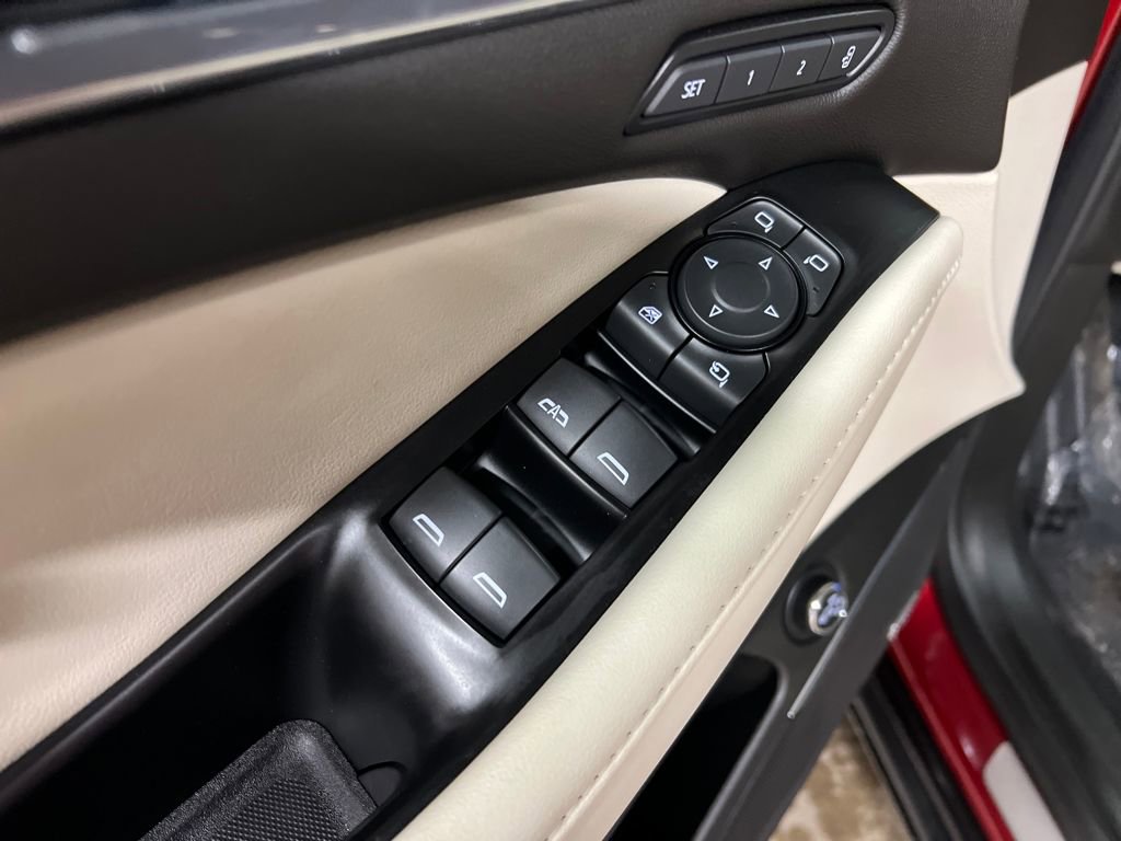 Certified 2023 Buick Enclave Premium w/ Experience Buick Package image 17