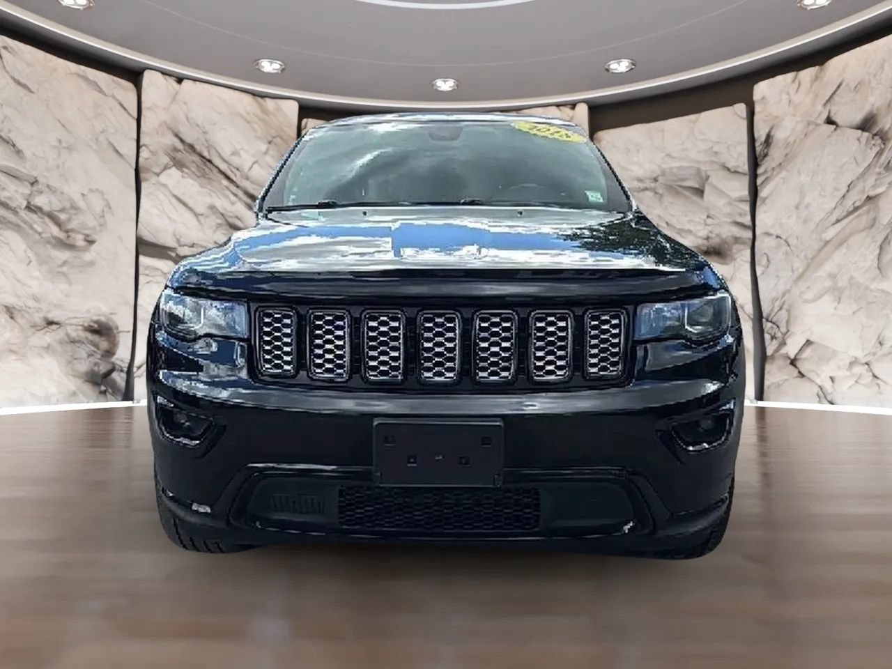 Used 2018 Jeep Grand Cherokee Altitude AWD/4WD image 24