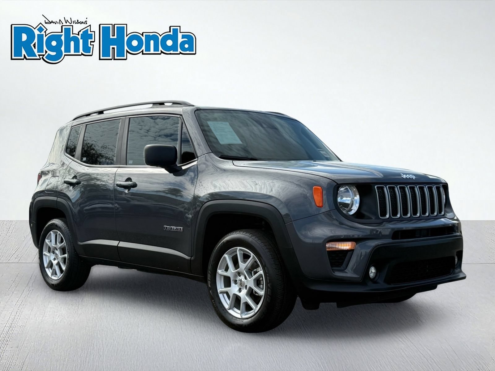 Used 2022 Jeep Renegade Latitude w/ Convenience Group AWD/4WD image 10