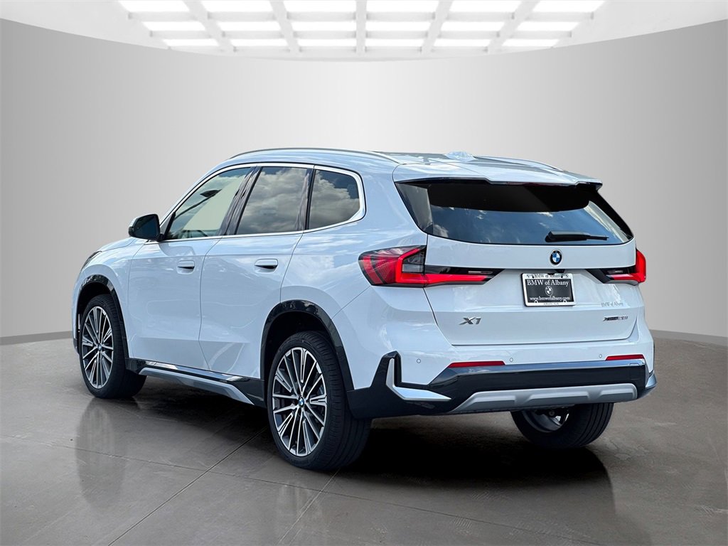 New 2026 BMW X1 xDrive28i w/ Convenience Package image 4