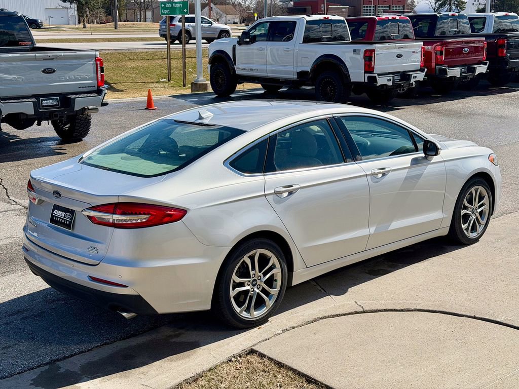 Used 2019 Ford Fusion SEL image 6