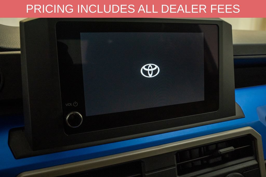 Certified 2025 Toyota Tacoma TRD Off-Road AWD/4WD image 13