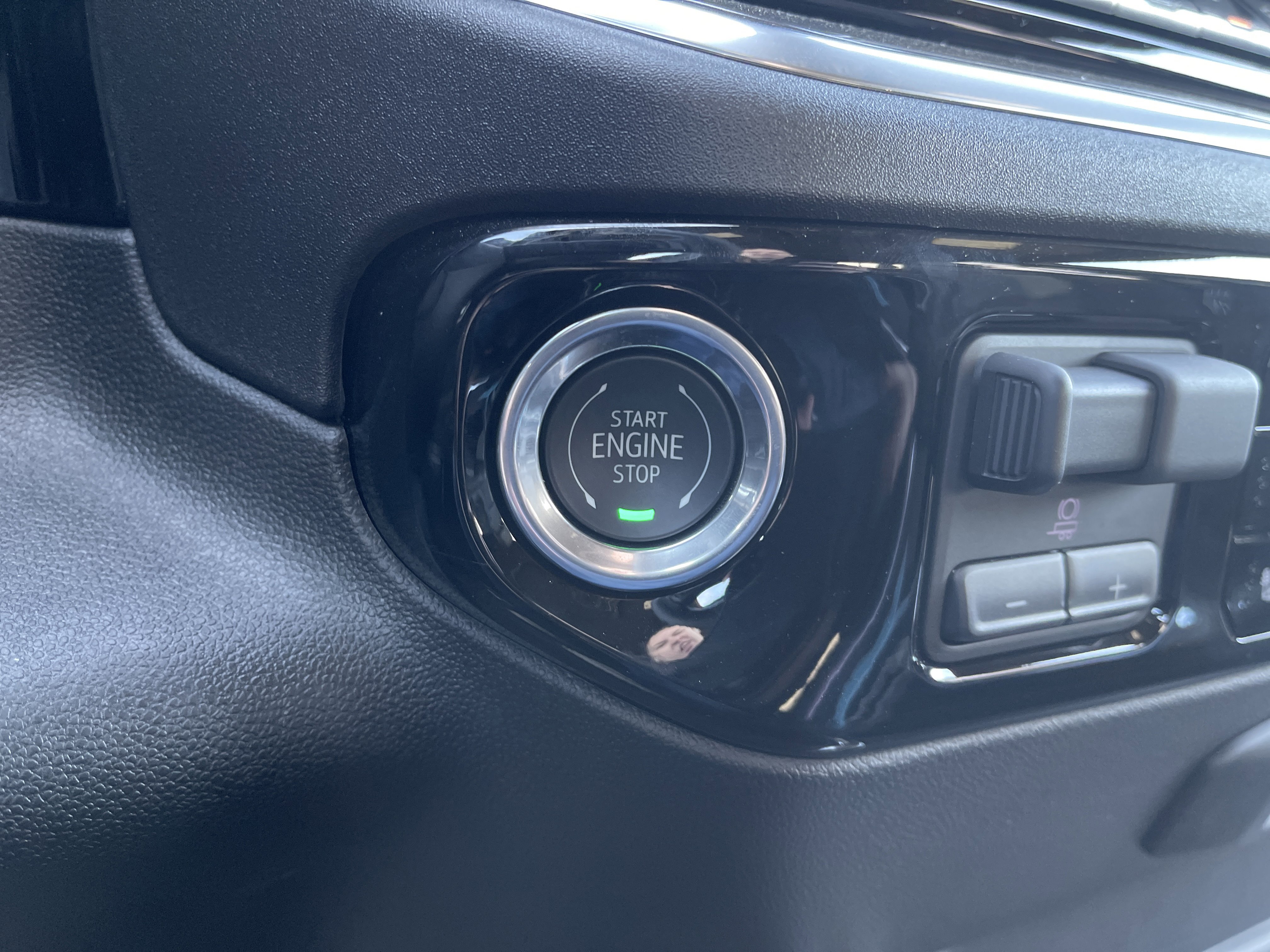 New 2025 Chevrolet Silverado 2500 High Country w/ Midnight Edition image 23