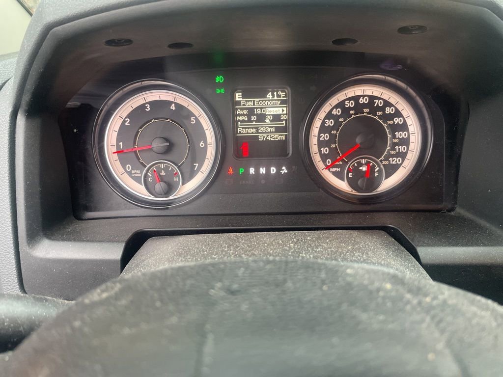 Used 2017 RAM 1500 Express image 5