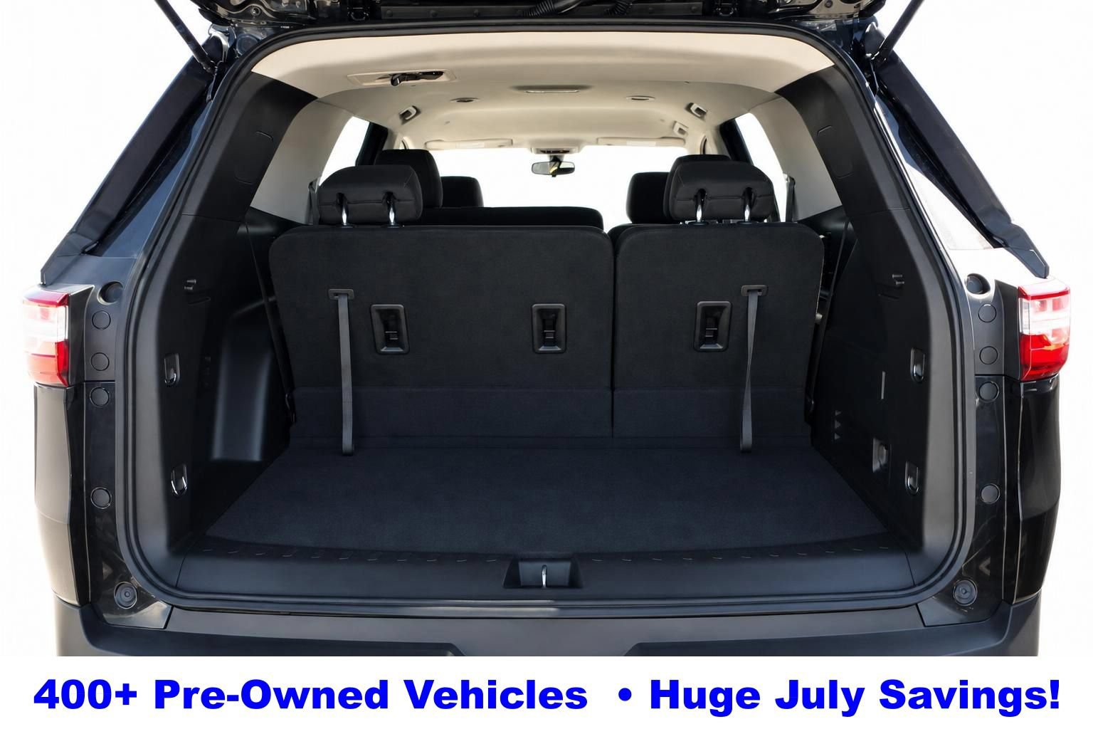 Used 2021 Chevrolet Traverse LS FWD image 16