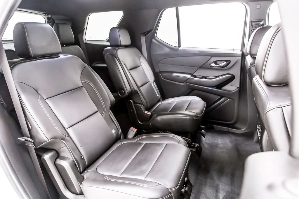 Used 2023 Chevrolet Traverse LT w/ LPO, Floor Liner Package AWD/4WD image 34