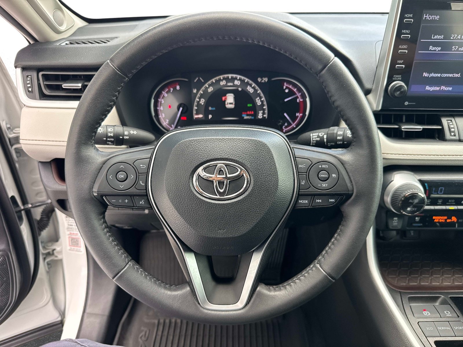 Used 2022 Toyota RAV4 Limited w/ Limited Grade Weather Package FWD image 29