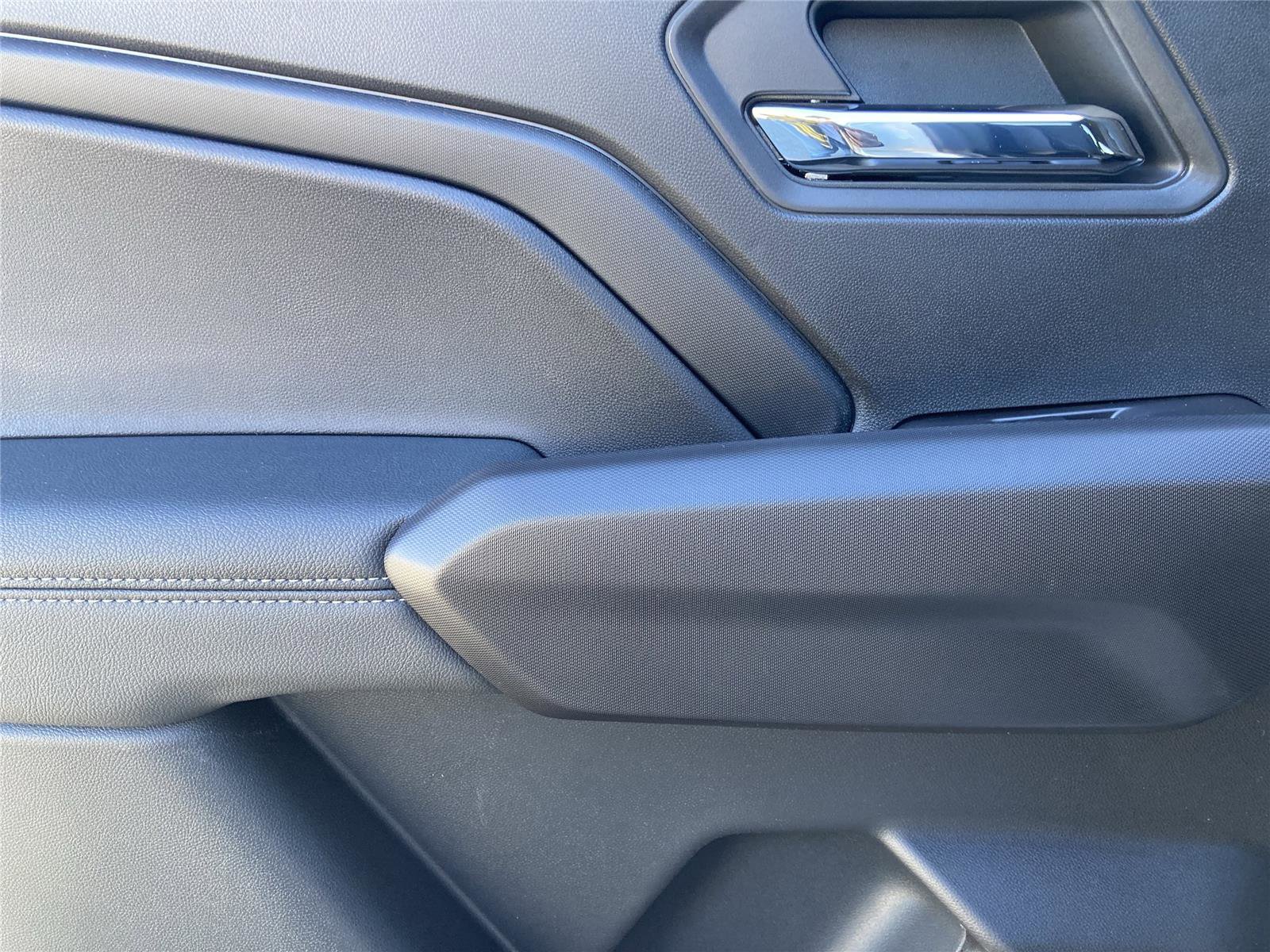 New 2026 GMC Canyon Elevation w/ Convenience Package image 19