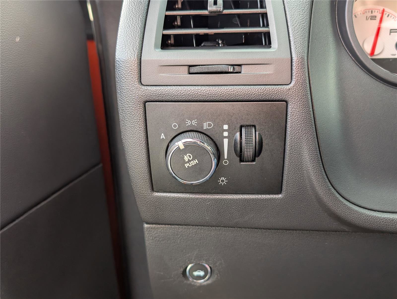 Used 2011 Dodge Challenger R/T w/ Sound Group II image 20