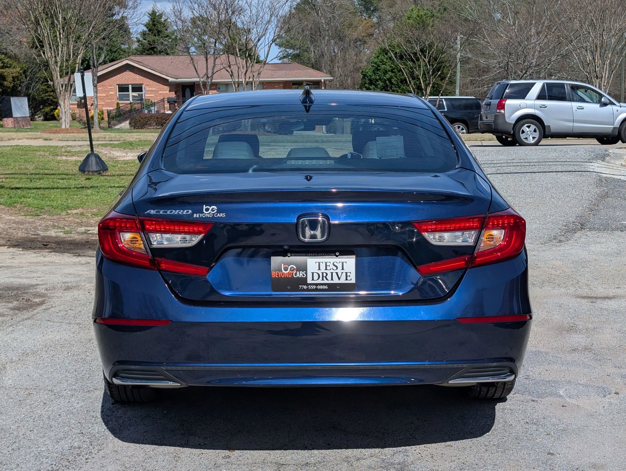 Used 2019 Honda Accord LX image 5