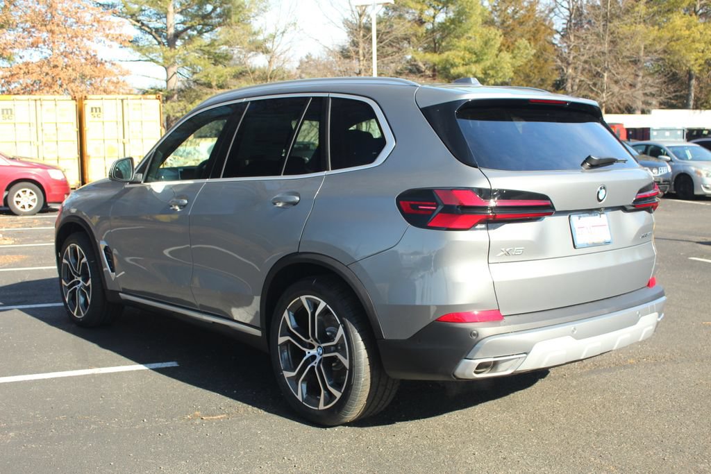 Used 2026 BMW X5 xDrive40i AWD/4WD image 5