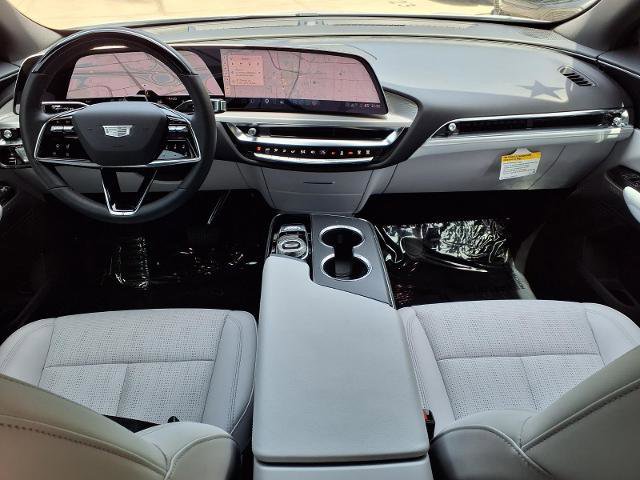 New 2026 Cadillac Lyriq Luxury RWD image 11