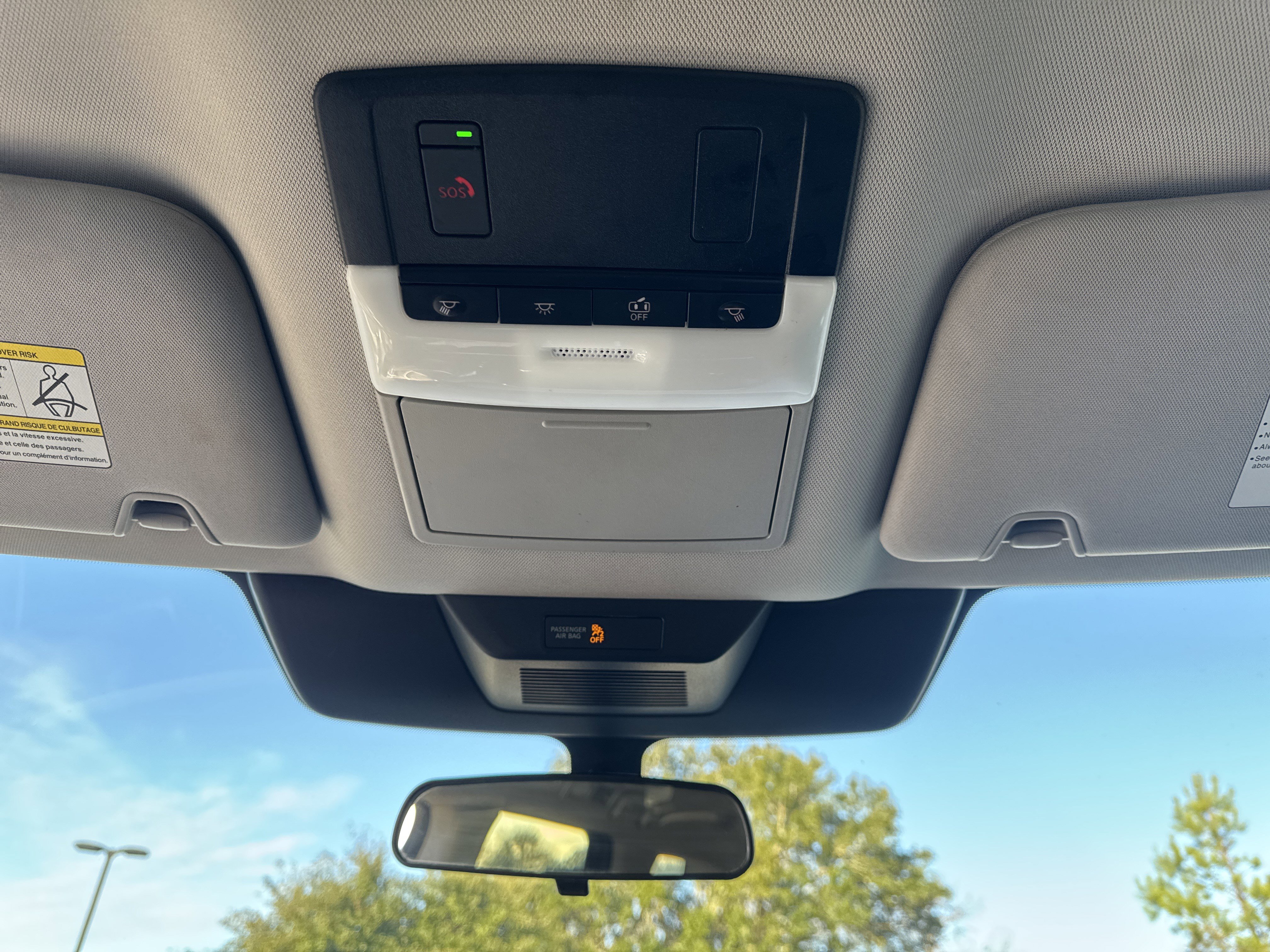 Used 2024 Nissan Pathfinder SV image 21