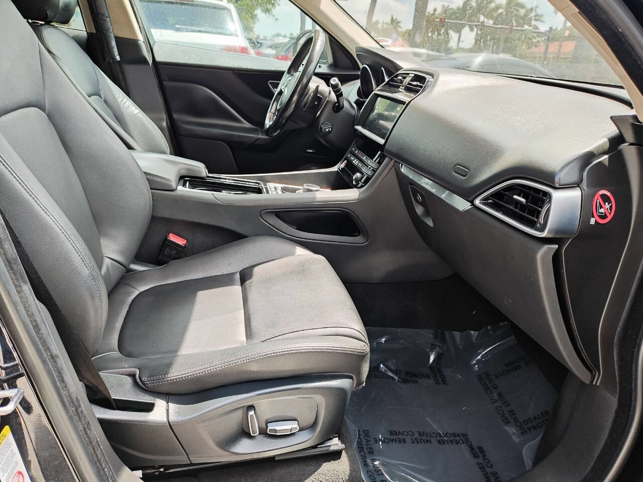 Used 2019 Jaguar F-PACE AWD/4WD image 60