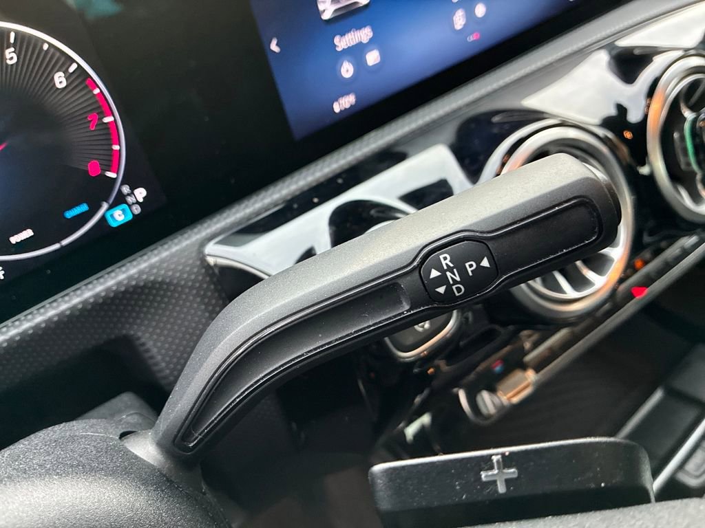 Used 2025 Mercedes-Benz CLA 250 image 22