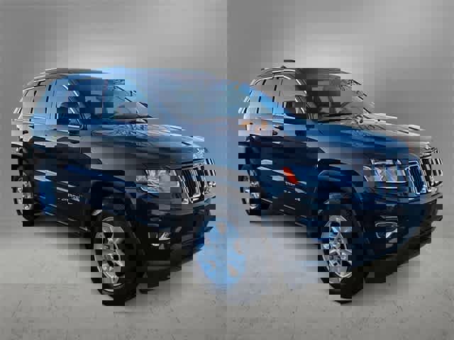 Used 2014 Jeep Grand Cherokee Laredo w/ Quick Order Package 23E image 2