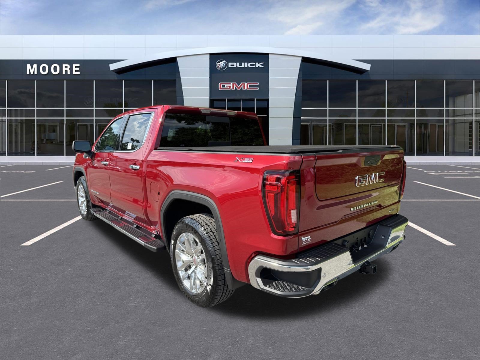 Used 2020 GMC Sierra 1500 SLT w/ SLT Premium Plus Package AWD/4WD image 5