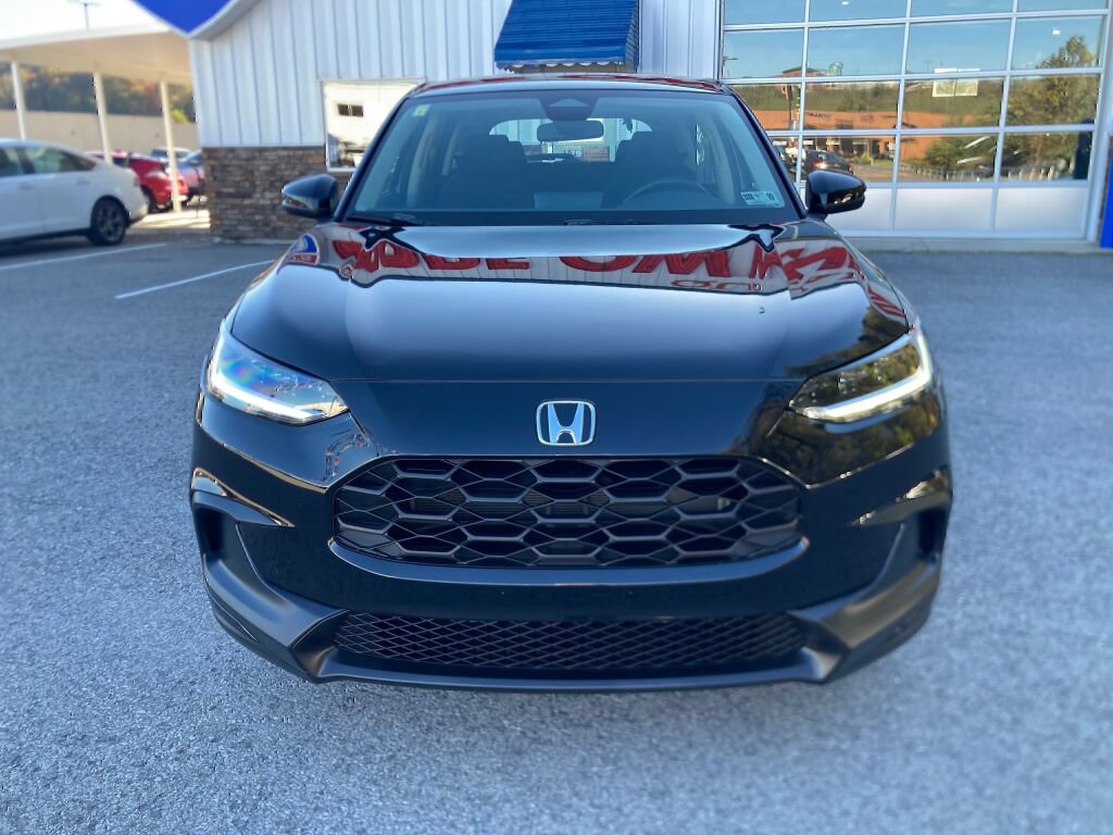 Used 2024 Honda HR-V LX image 2